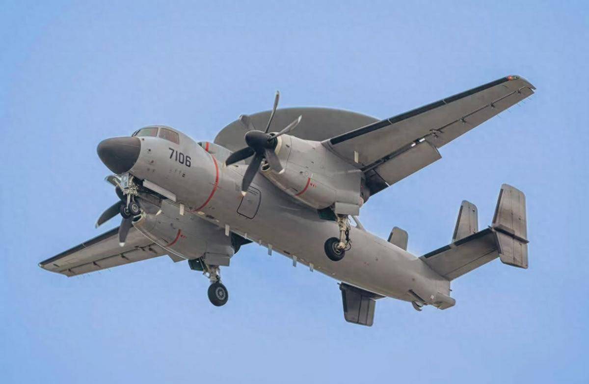 清曝光雷达罩薄如蝉翼细节暗藏玄机新葡京贴脸拍照！空警-600高